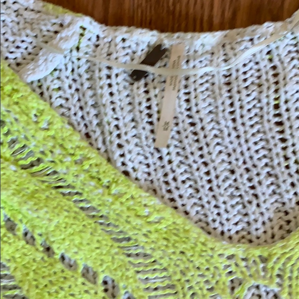 Sweater - Picture 2 of 3